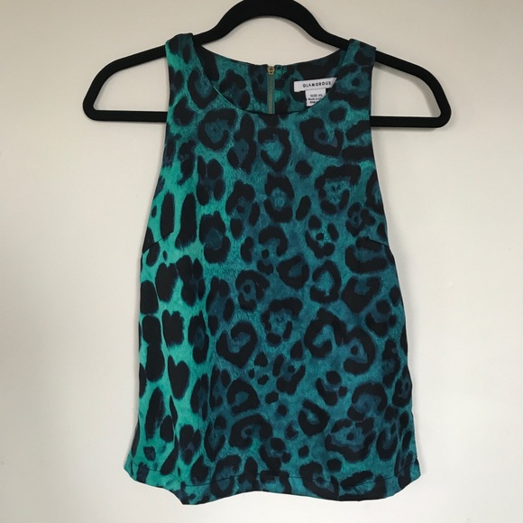 GLAMOROUS ๐ค top. - Picture 2 of 8